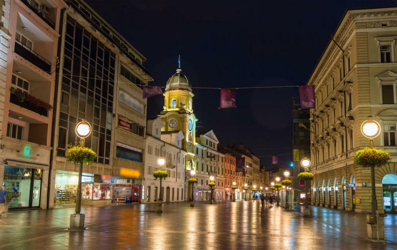 Apartment City Flower Rijeka Exterior photo
